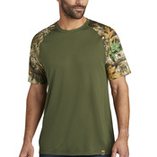 Russell Outdoors Realtree ® Colorblock Performance Tee